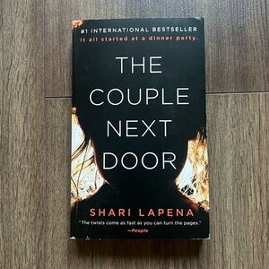 The Couple Next Door - Shari Lapena Novel